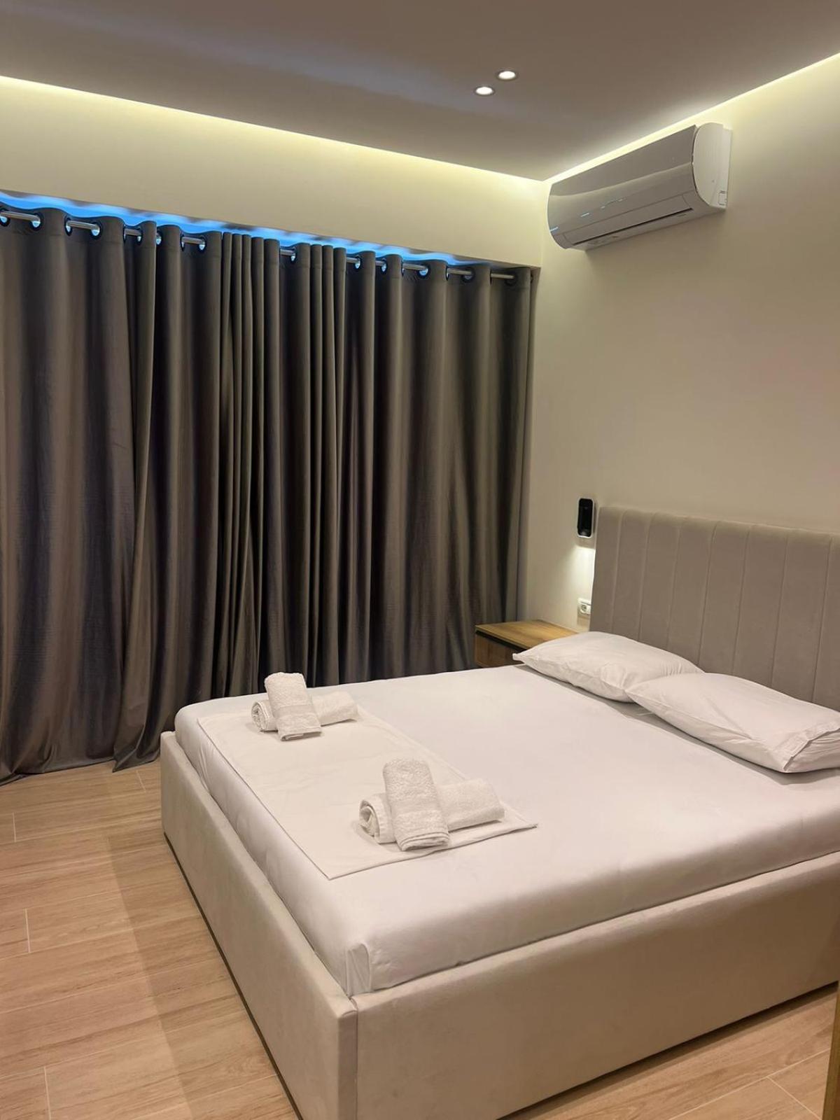 Emily'S Hotel Химара Экстерьер фото