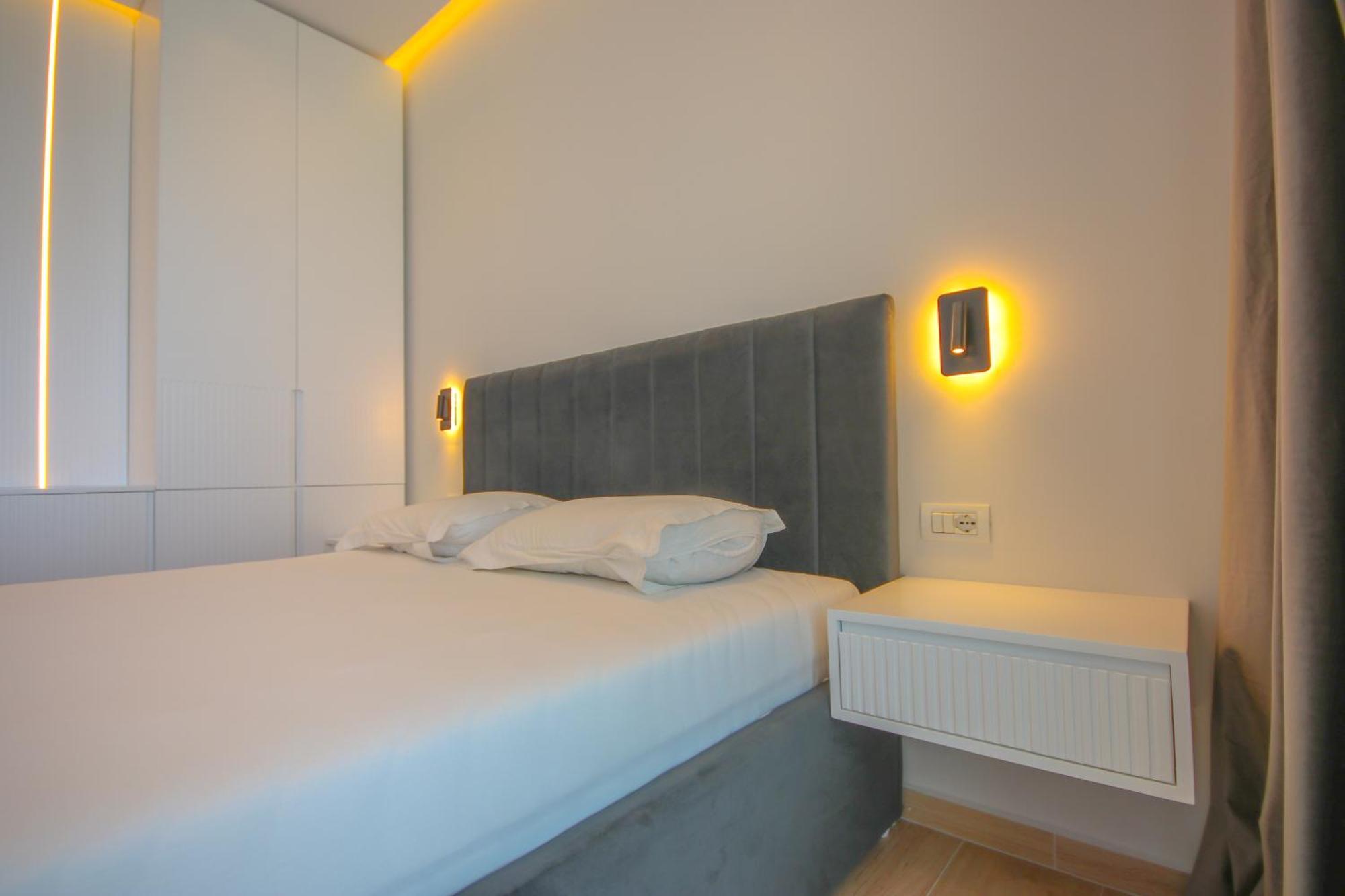 Emily'S Hotel Химара Экстерьер фото
