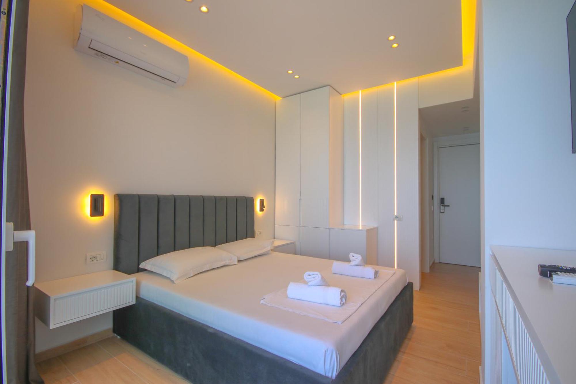 Emily'S Hotel Химара Экстерьер фото